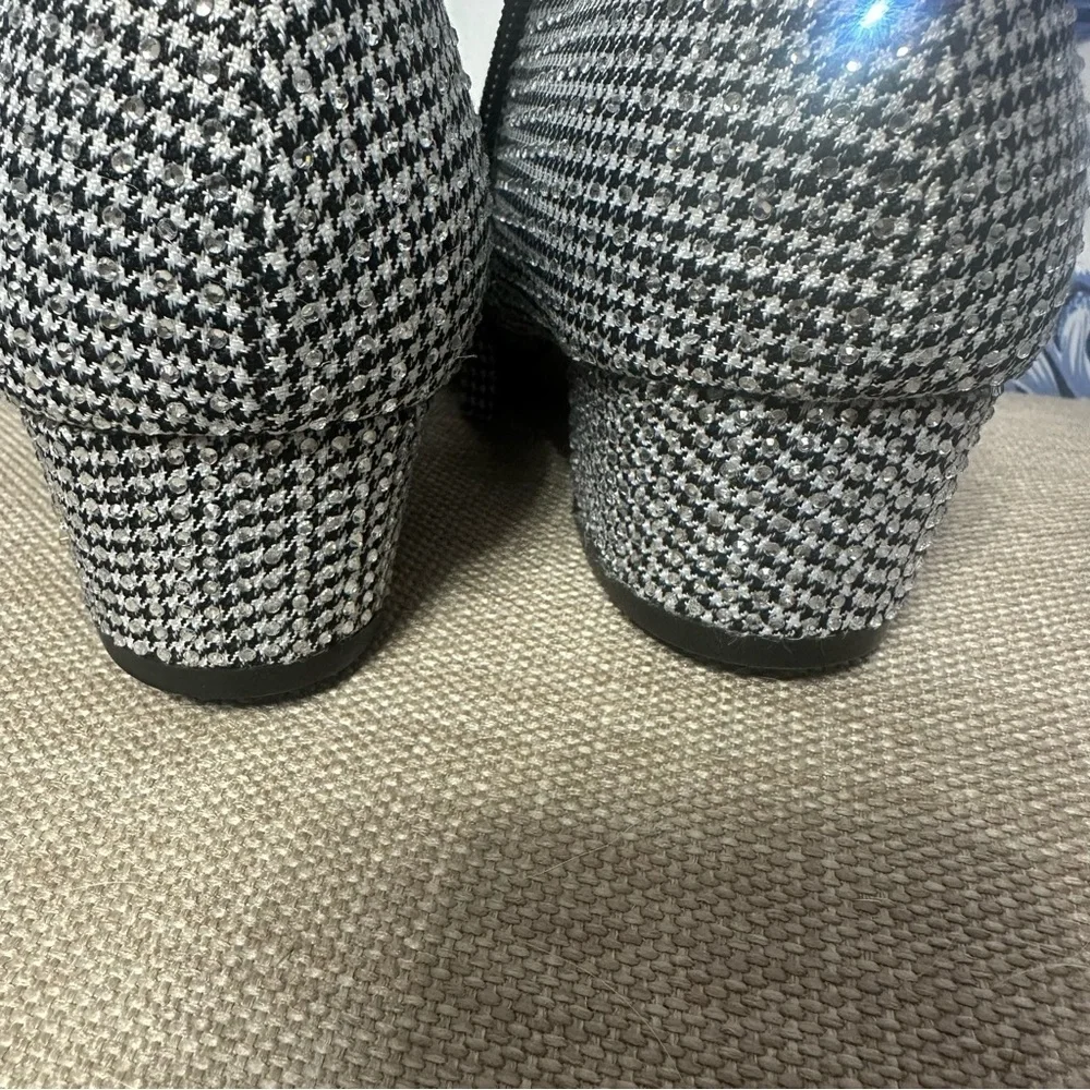 Kurt Geiger Houndstooth and Rhinestone Ankle Boots NWOB 5 YOUTH or 6.5 Women’s